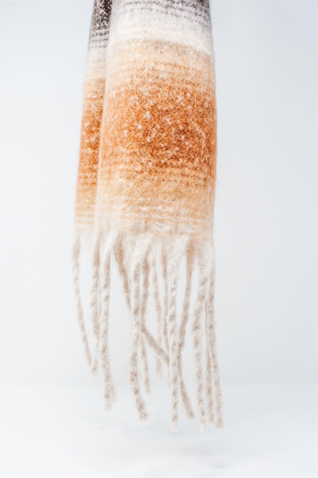 Superweicher langer Webschal in beige mit Fransen