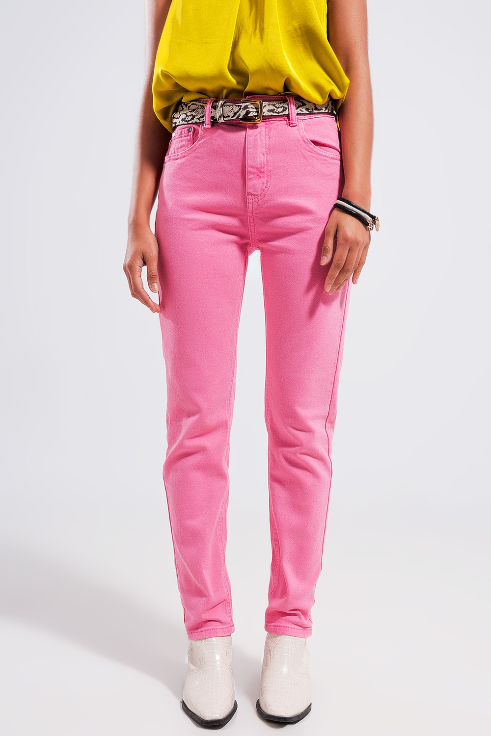 Vaqueros rosa de corte pitillo de algodón elastico Vaqueros rosa de corte pitillo de algodón elastico