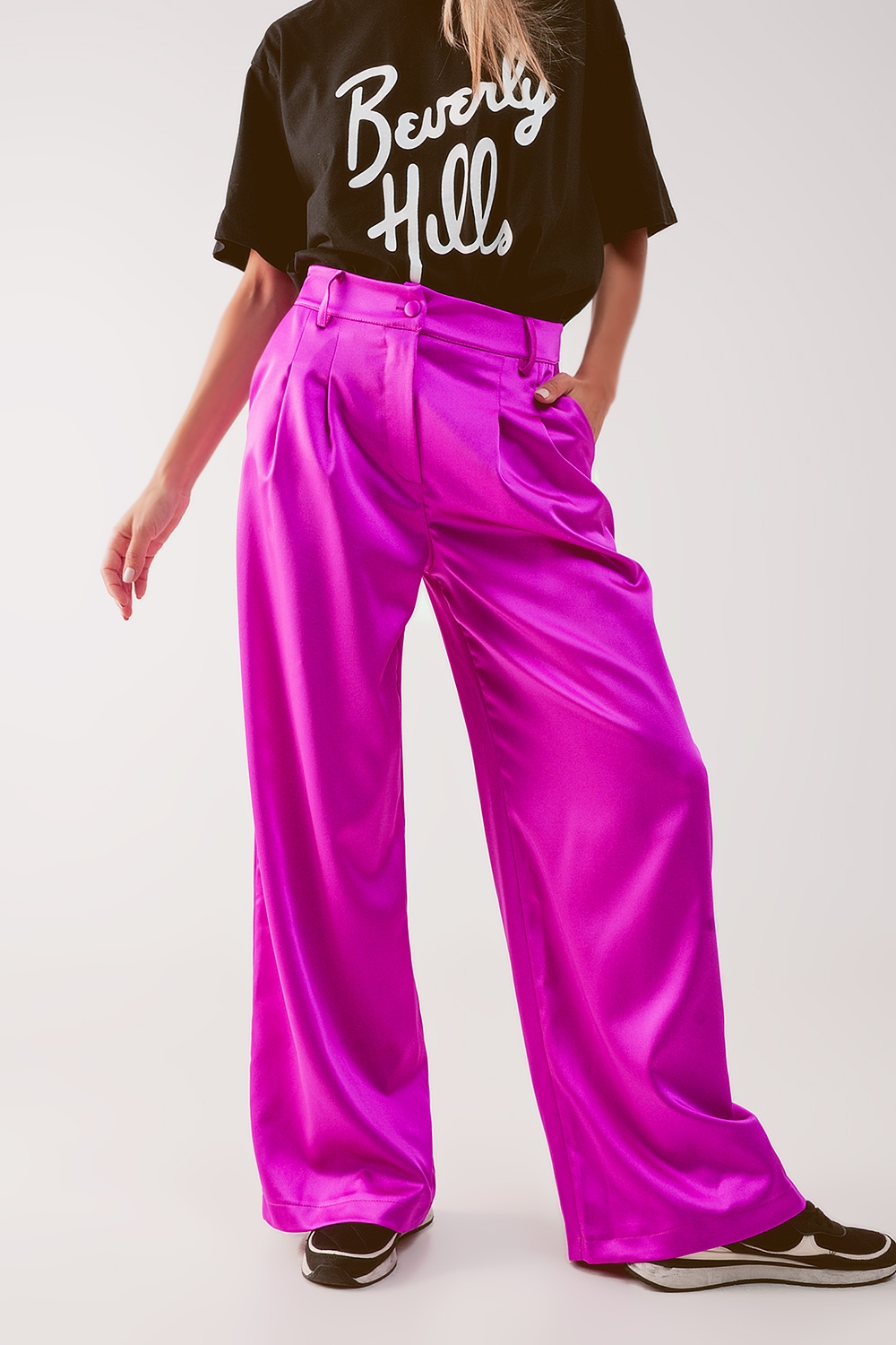 Pantalones palazzo con pinzas en fucsia Pantalones palazzo con pinzas en fucsia