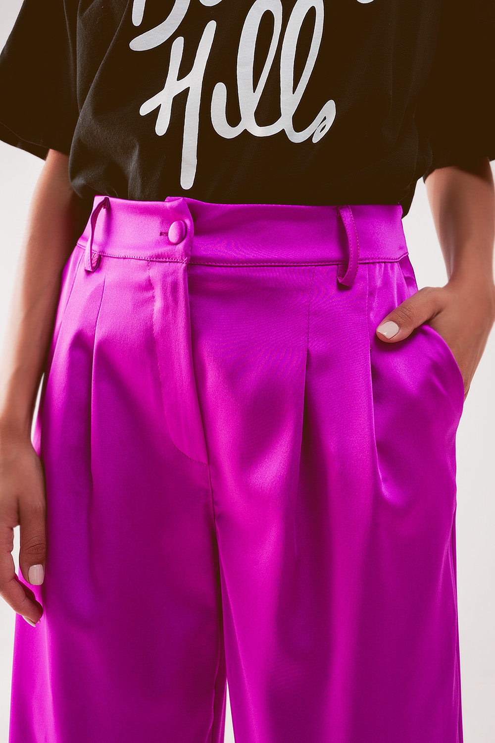 Pantalones palazzo con pinzas en fucsia Pantalones palazzo con pinzas en fucsia