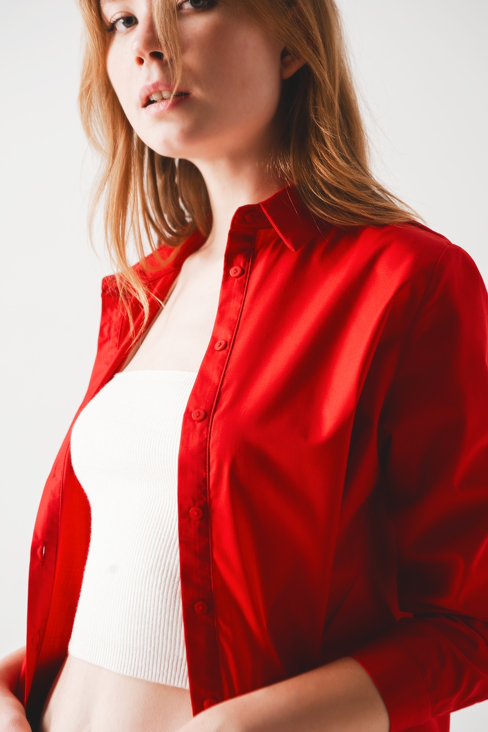 Camisa oversize en rojo intenso Camisa oversize en rojo intenso