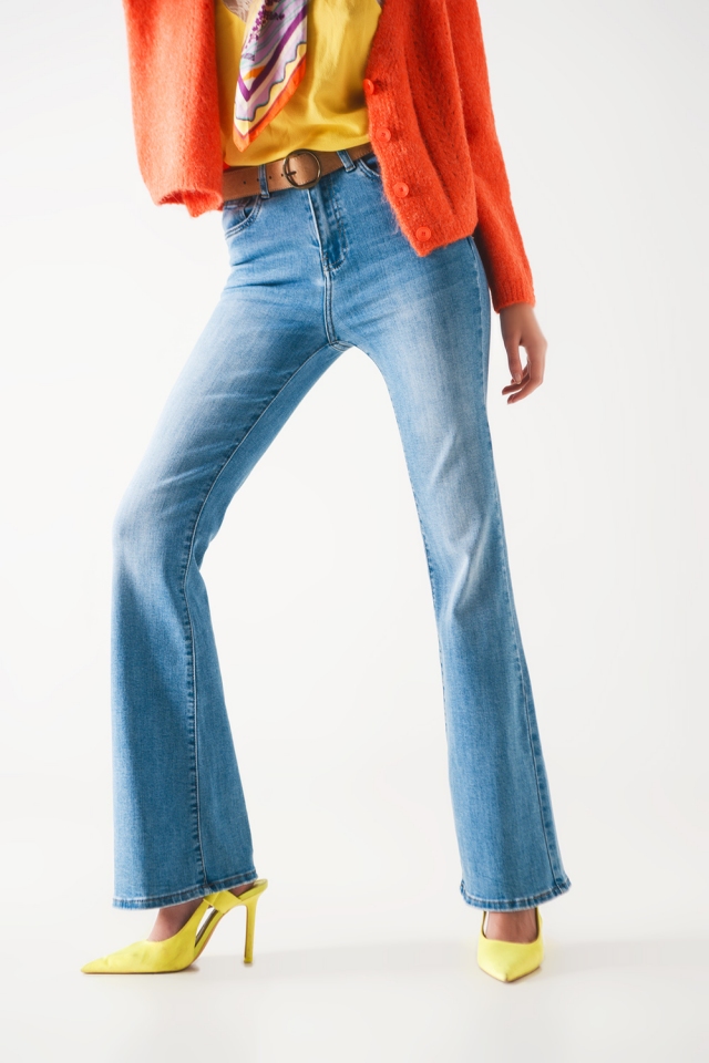 70s high flare jeans in light wash stretch