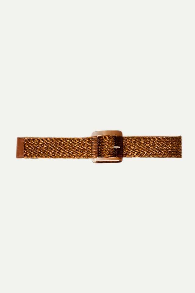 Woven belt with resin buckle in brown