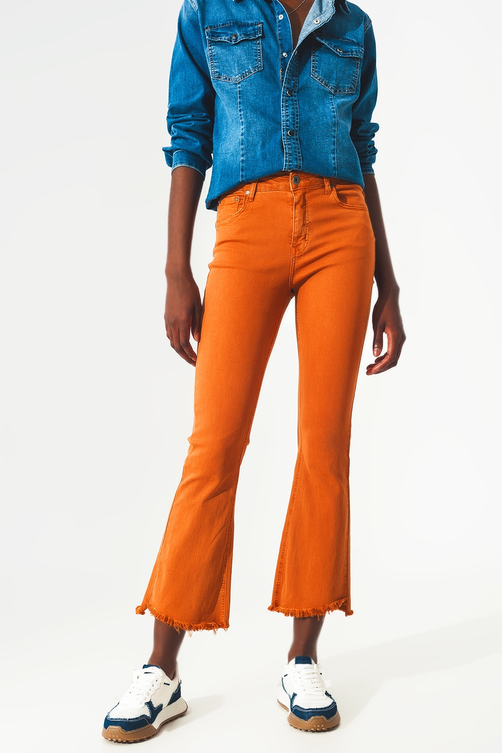 Pantalones de campana con borde de dobladillo sin rematar en naranja Pantalones de campana con borde de dobladillo sin rematar en naranja