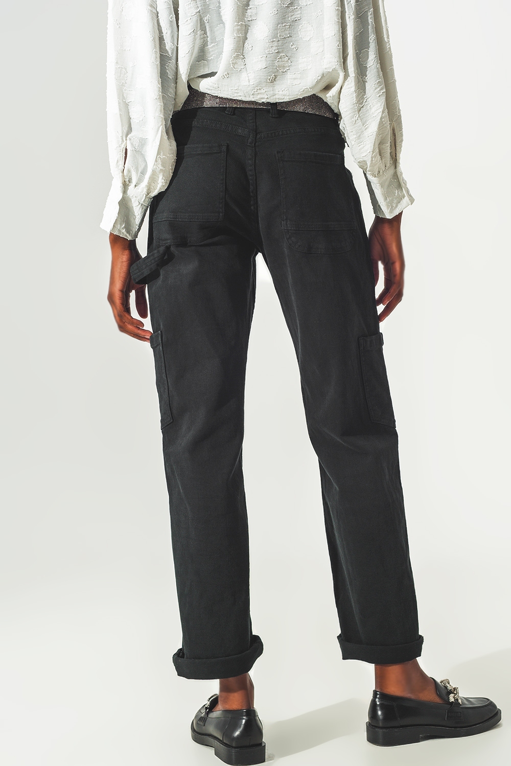 Pantalón Cargo Recto en Negro Pantalón Cargo Recto en Negro
