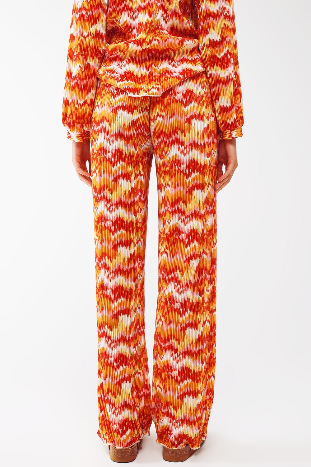 Pantalones de pierna recta con textura y estampado abstracto Pantalones de pierna recta con textura y estampado abstracto