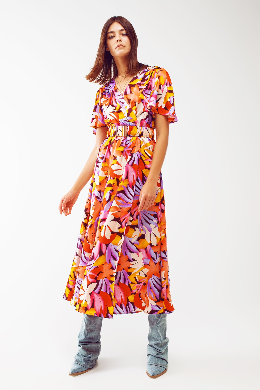 Vestido largo plisado con escote en V en multicolor Vestido largo plisado con escote en V en multicolor
