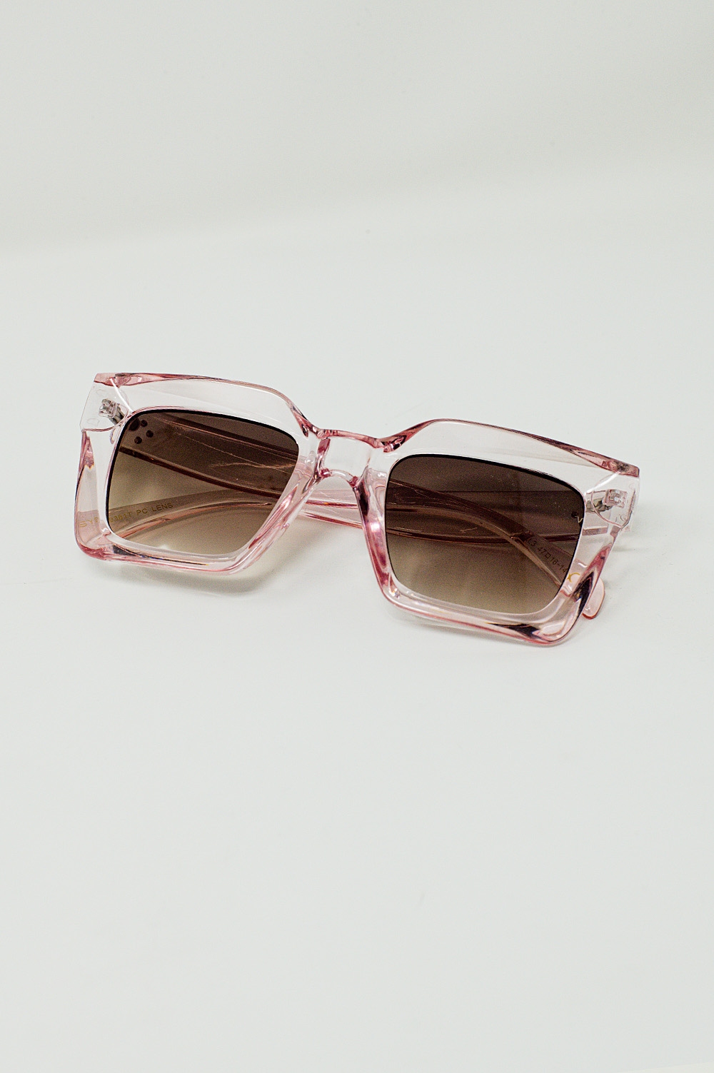 Gafas de sol cuadradas de los 90 en rosa