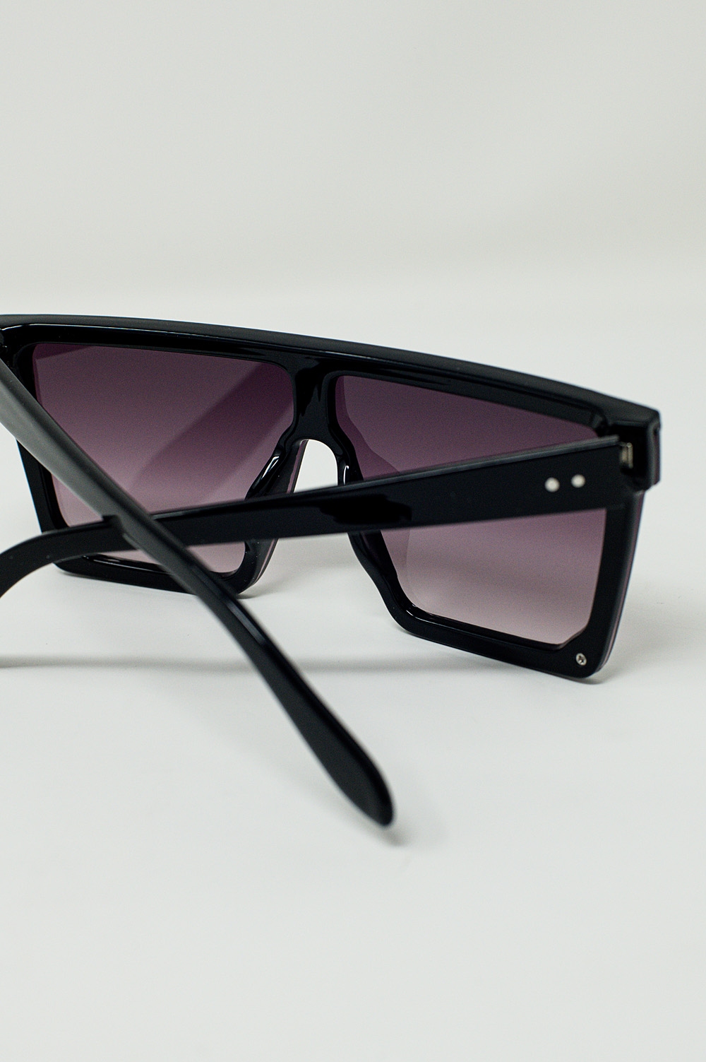 Gafas de sol cuadradas y extragrandes estilo años 70 en negro