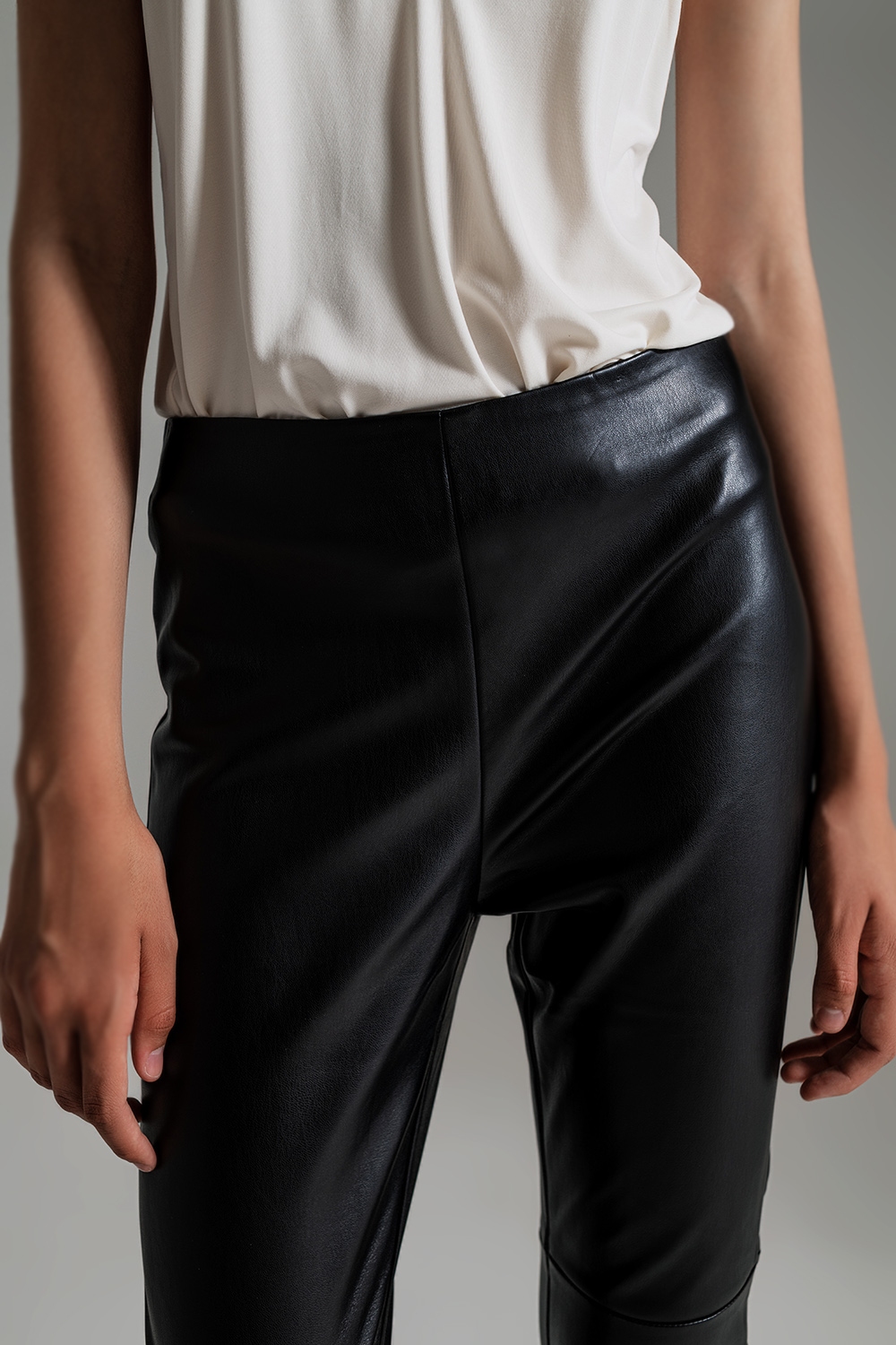 pantalones pitillo negros efecto piel pantalones pitillo negros efecto piel