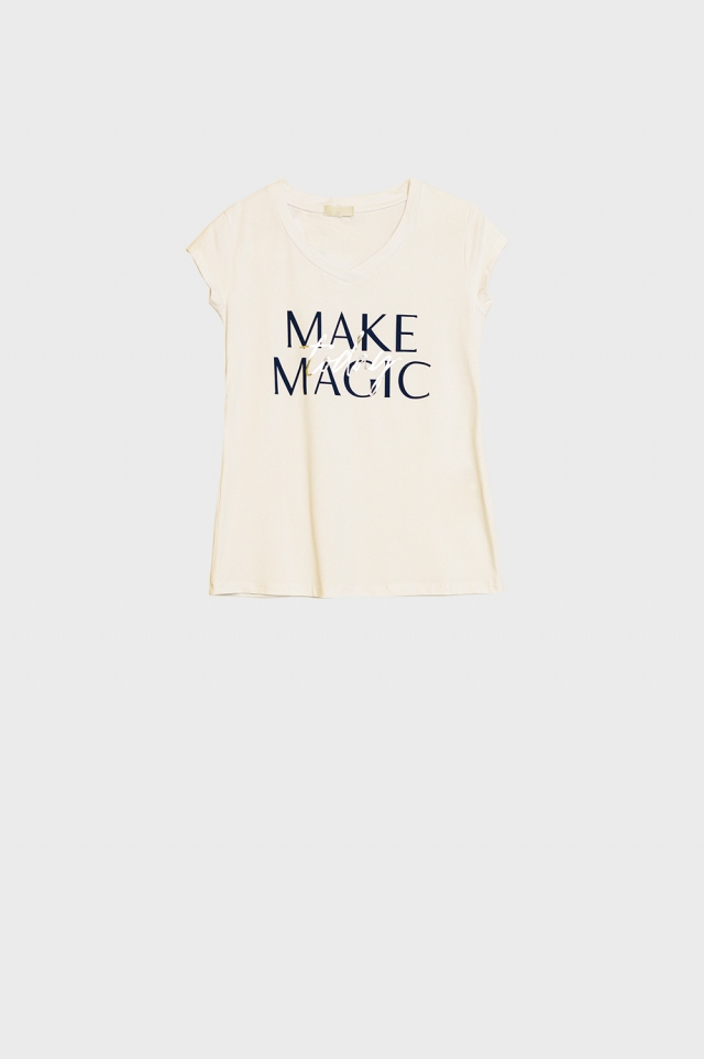 T-SHIRT