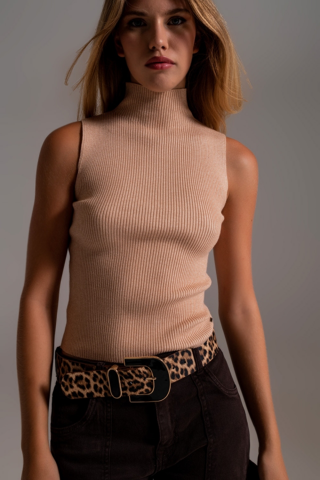 Knitted high neck top in pink