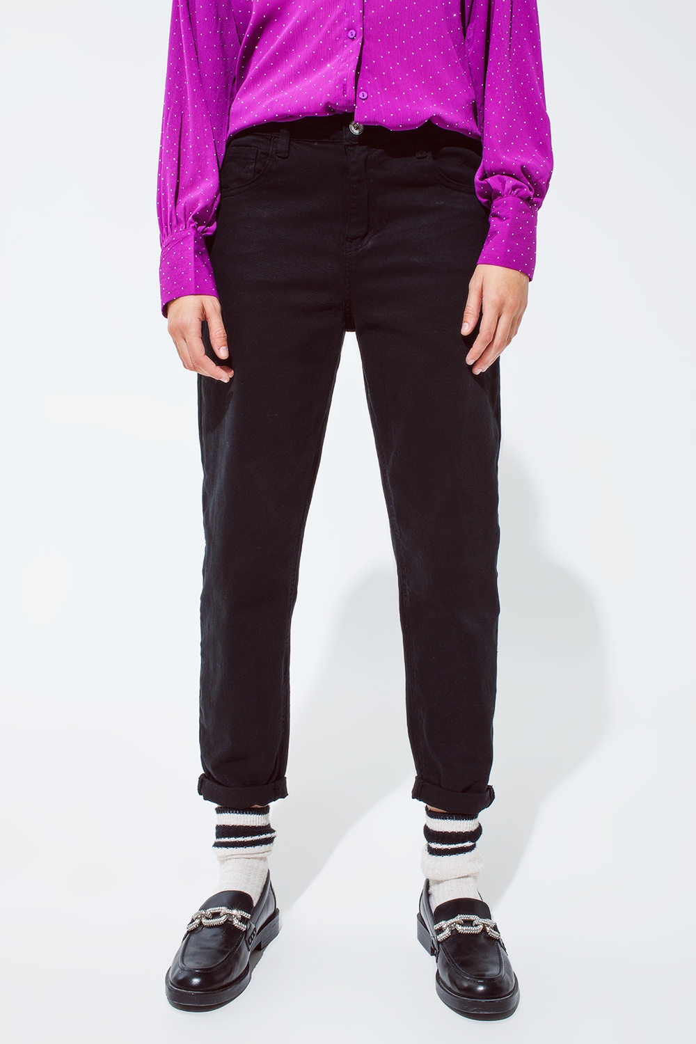 Pantalón negro holgado de algodón de tiro medio Pantalón negro holgado de algodón de tiro medio
