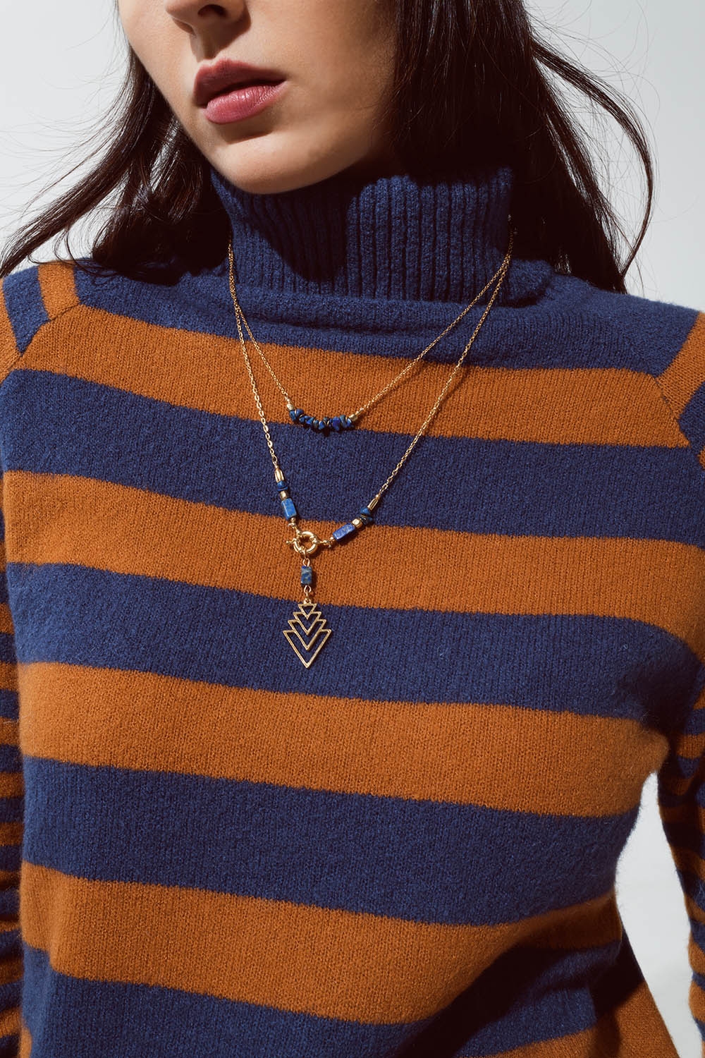 Collar largo de oro 2 en 1 con cuentas azules
