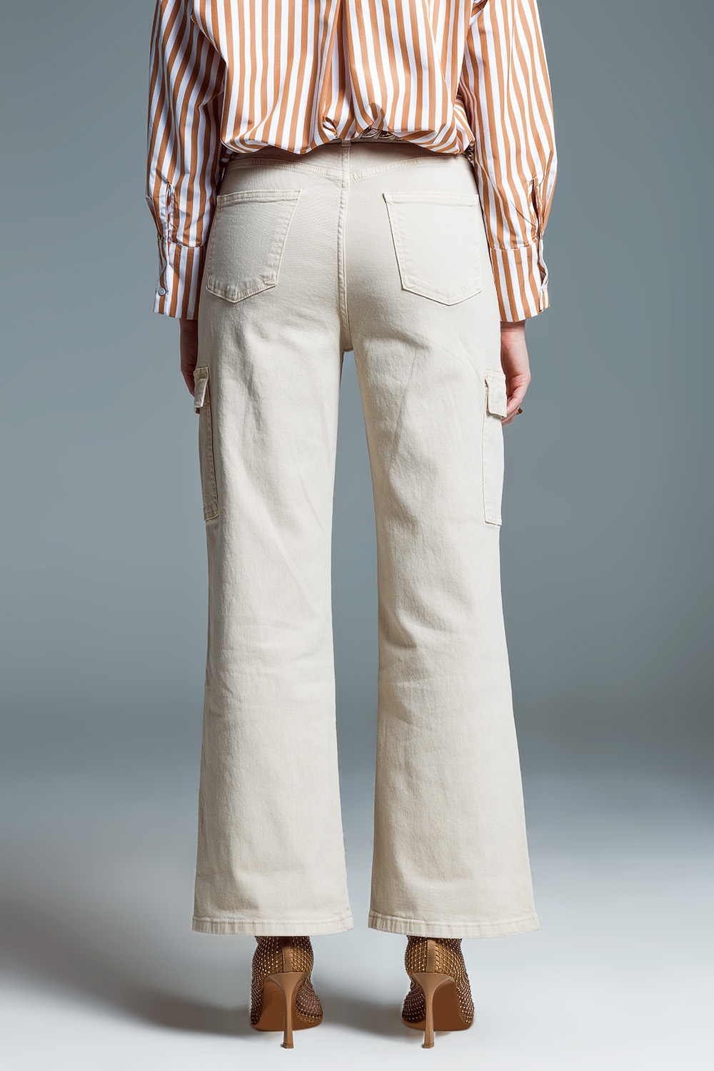 Vaqueros cargo rectos en beige Vaqueros cargo rectos en beige