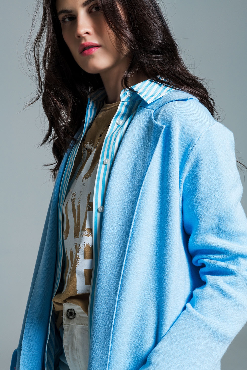 C&aacute;rdigan maxi de cuello oversize en azul beb&eacute;