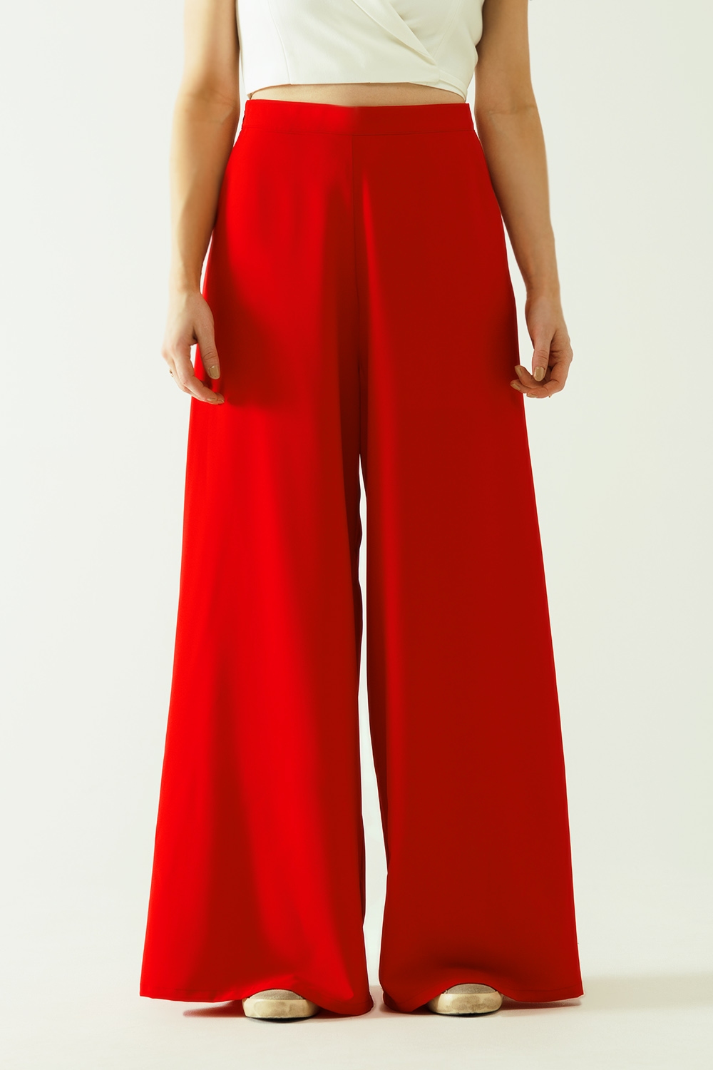 Pantalones acampanados amplios b&aacute;sicos rojos