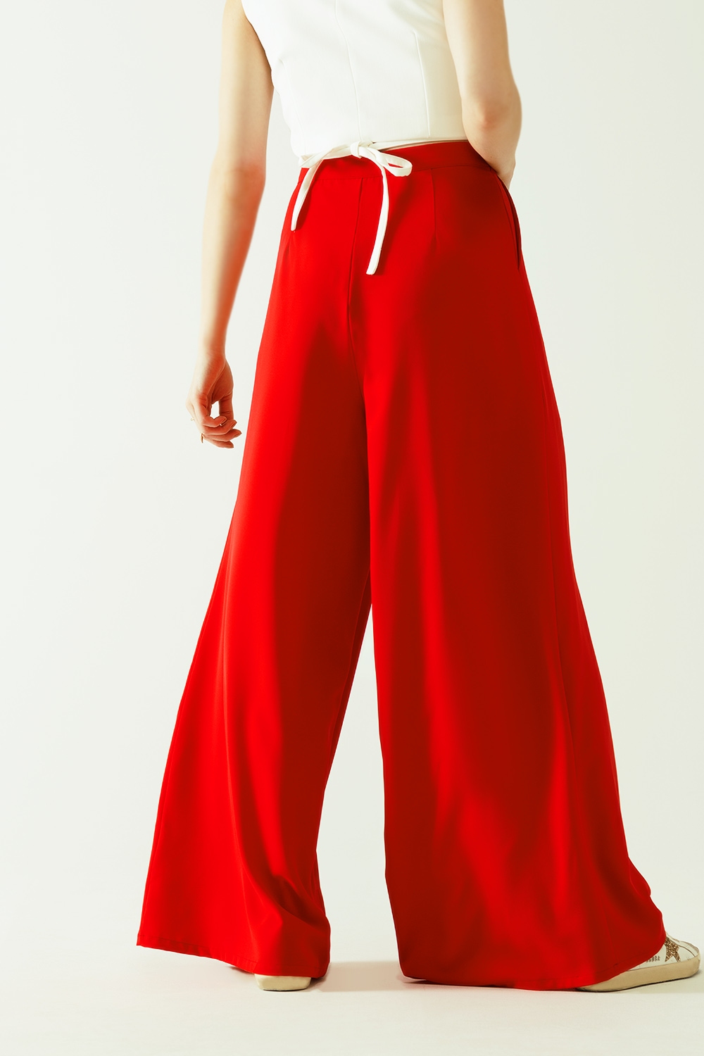 Pantalones acampanados amplios b&aacute;sicos rojos