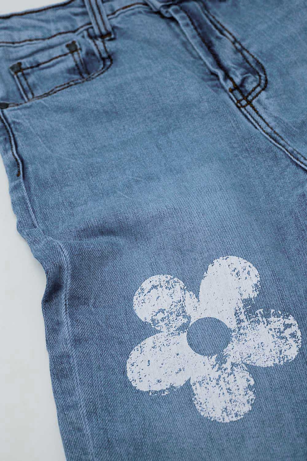 Vaqueros 5 bolsillos skinny con detalle de flores Vaqueros 5 bolsillos skinny con detalle de flores