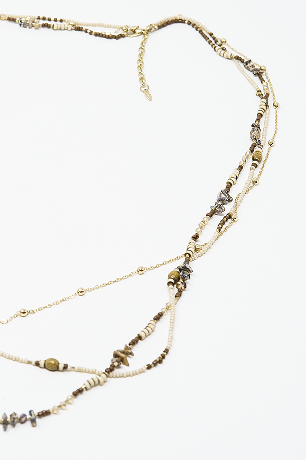 Collar 3 en 1 con diferentes tipos de cuentas