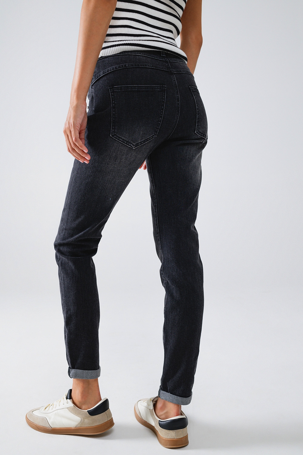 Vaqueros pitillo negros con strass Vaqueros pitillo negros con strass