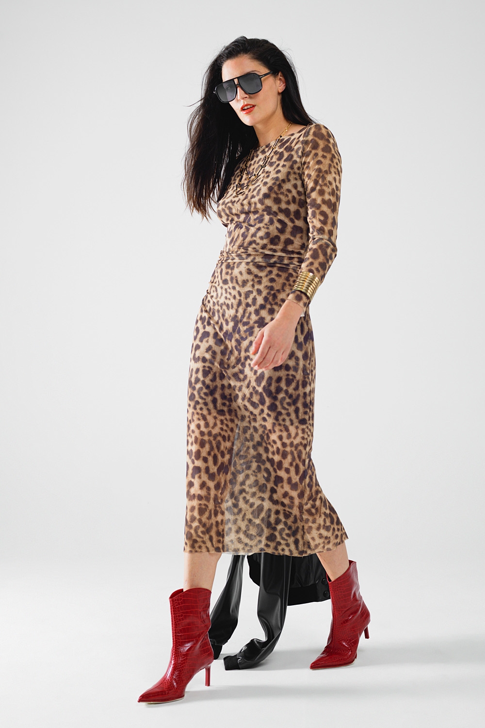 vestido bodycon midi transparente de manga larga con estampado de leopardo vestido bodycon midi transparente de manga larga con estampado de leopardo